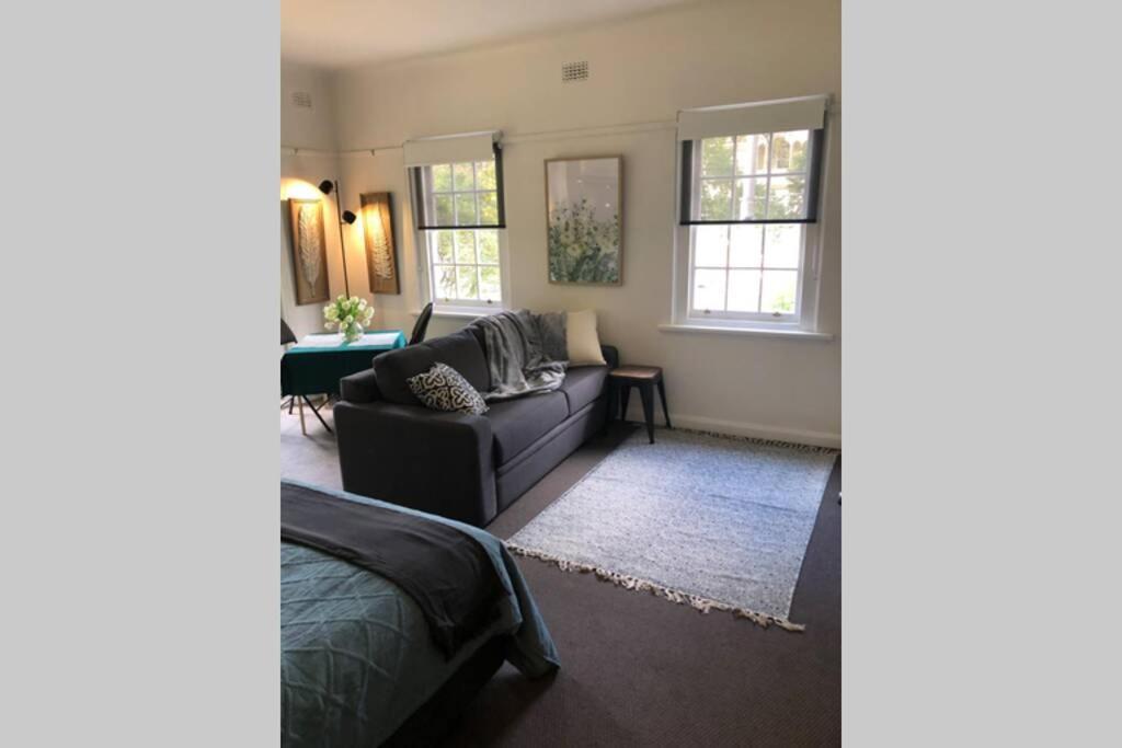 Appartement East Melbourne City Studio - Amazing Location & Sunny Charm Extérieur photo